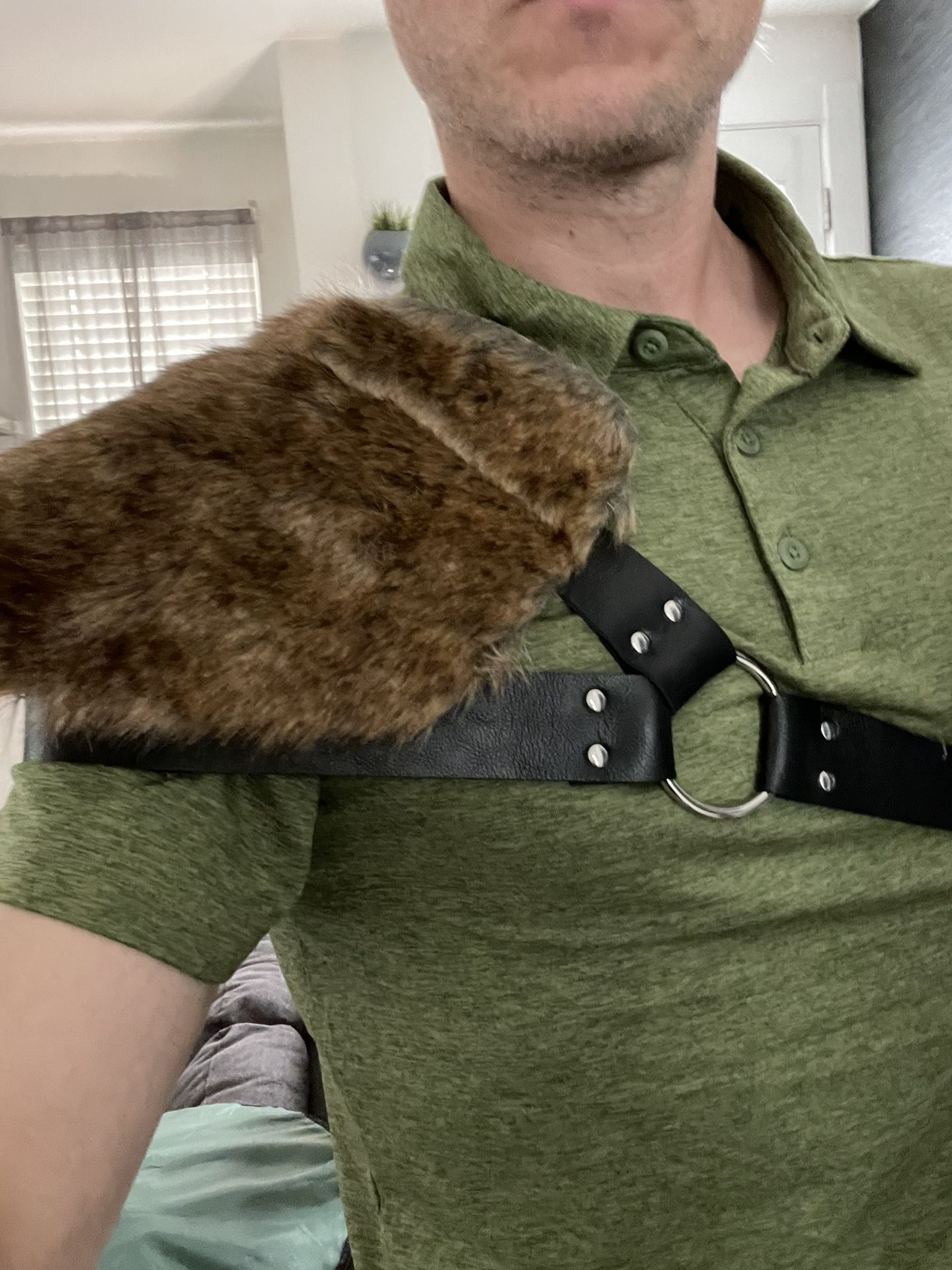 Shoulder Harness With Faux Fur