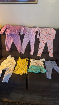 Girl toddler clothes Sizes 2t- 4T (mostly 3T)