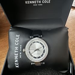 Kenneth Cole Women
