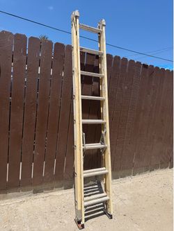 16Ft LOUISVILLE FIBERGLASS EXTENSION LADDER