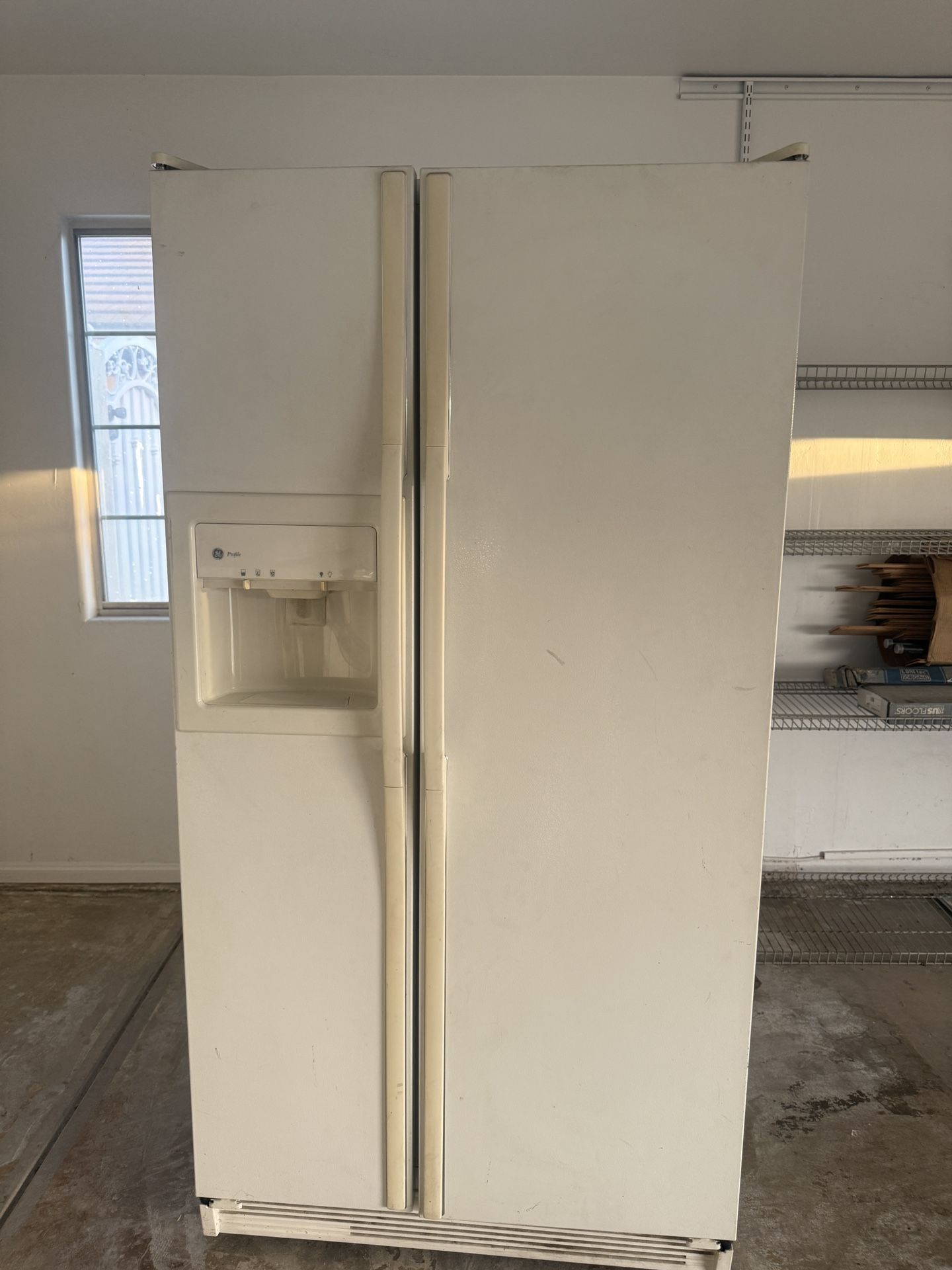 GE Side By Side Refrigerator