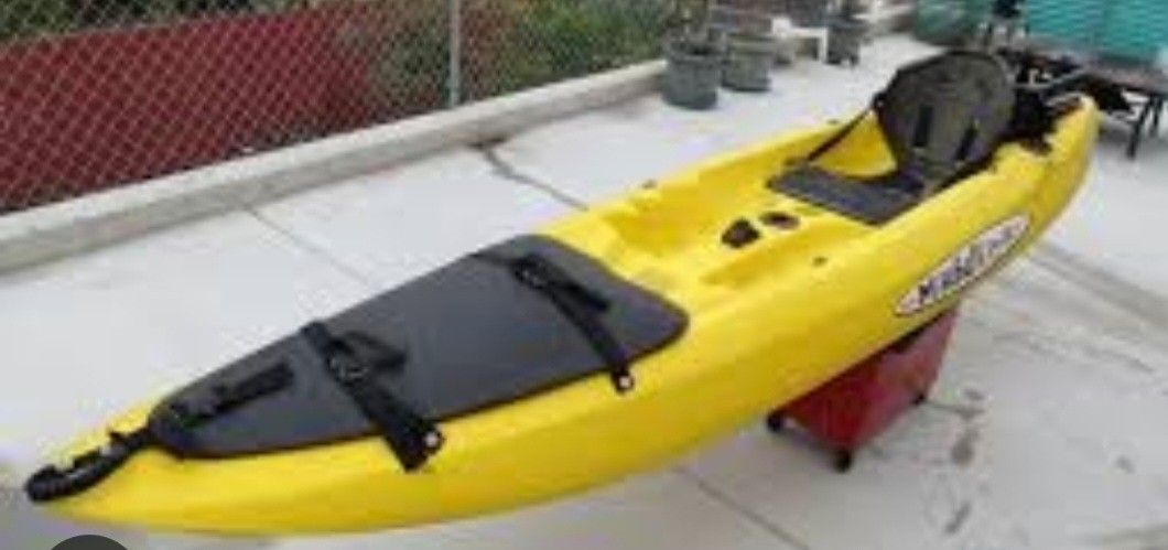 Malibu Explorer Pro Fishing Kayak