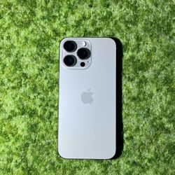iPhone 16 Pro Max | 256GB | Natural Titanium | Factory Unlocked