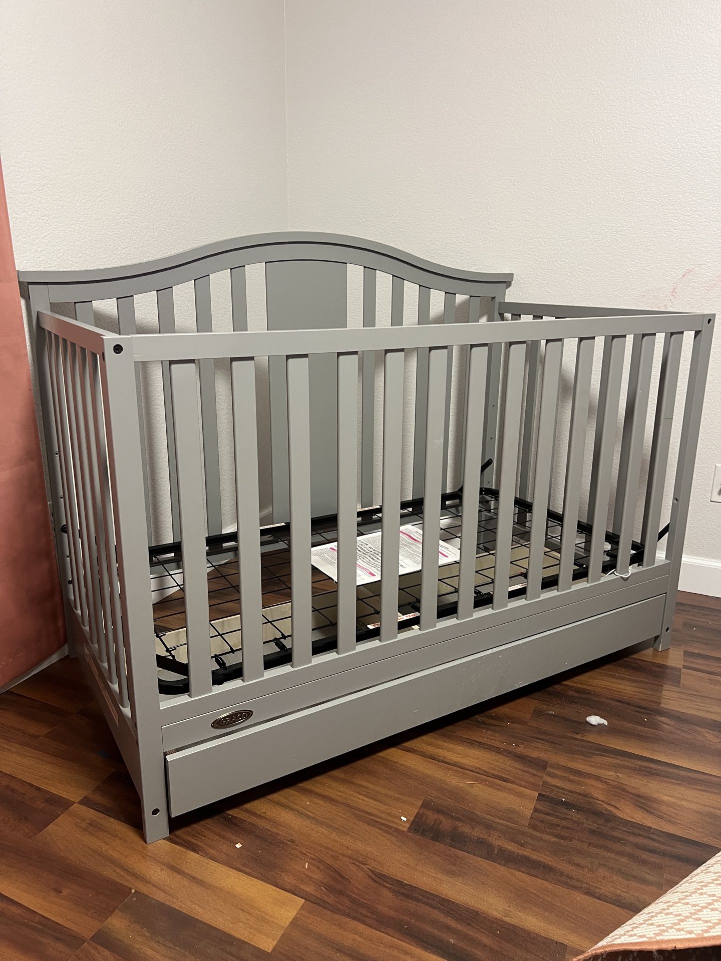 Baby crib