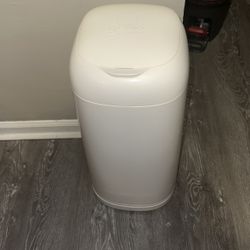 Playtex diaper genie