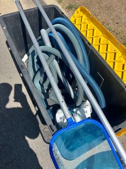 FREE Pool hoses and net/vacuum + handles