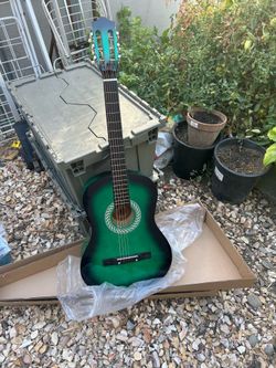 Acoustic guitar 🎸. 38 inch. New