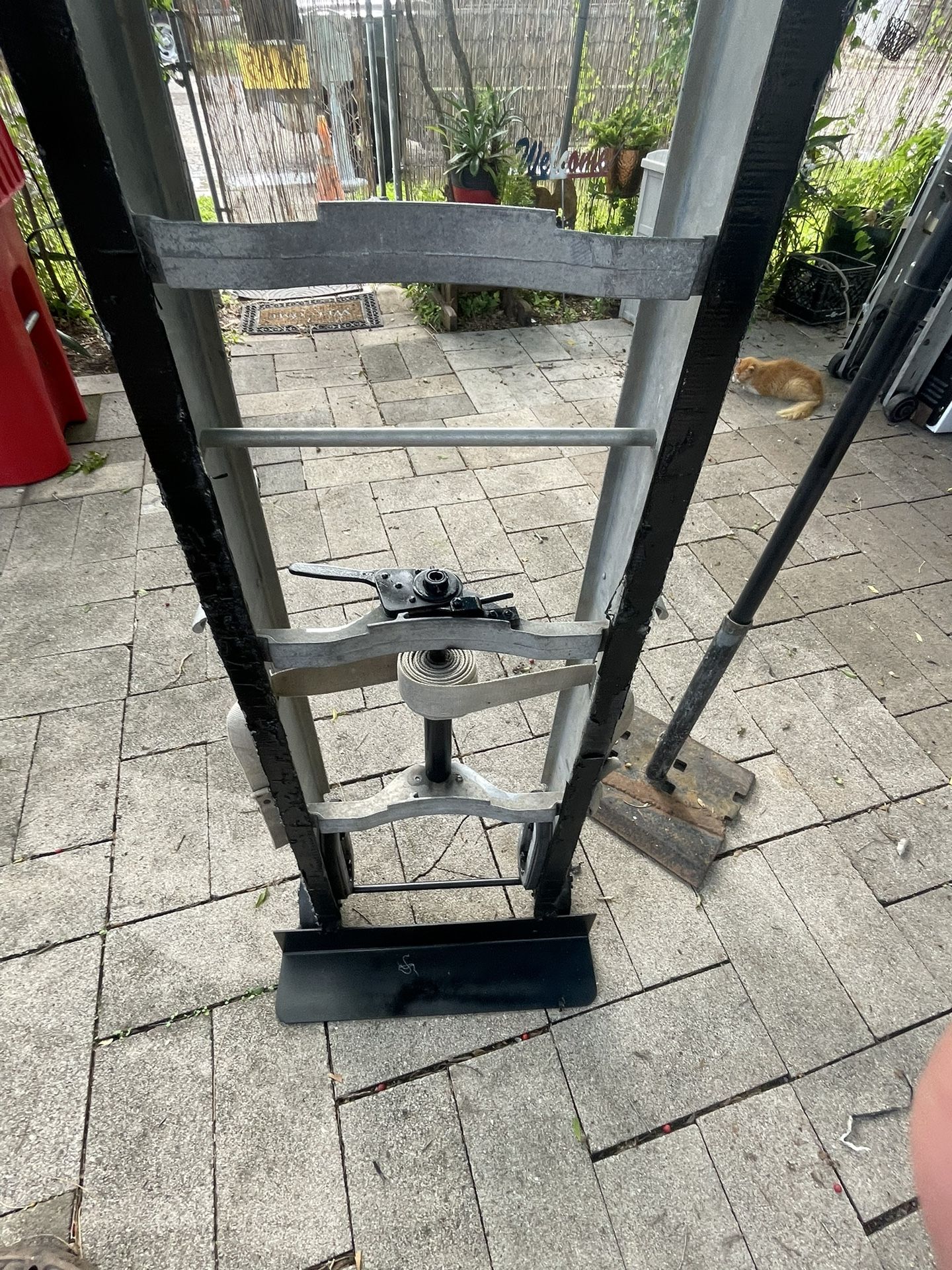 Aluminum appliance, dolly and good working order