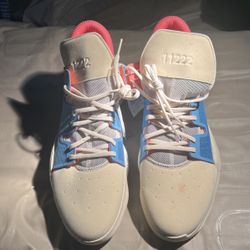 Adidas 11222 Basket Ball Shooed