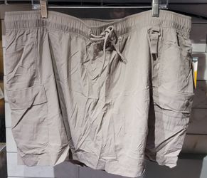 Women's Hiking Skort $8 (One Available In Size XXXL 22)
