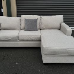 Sectional Couch 