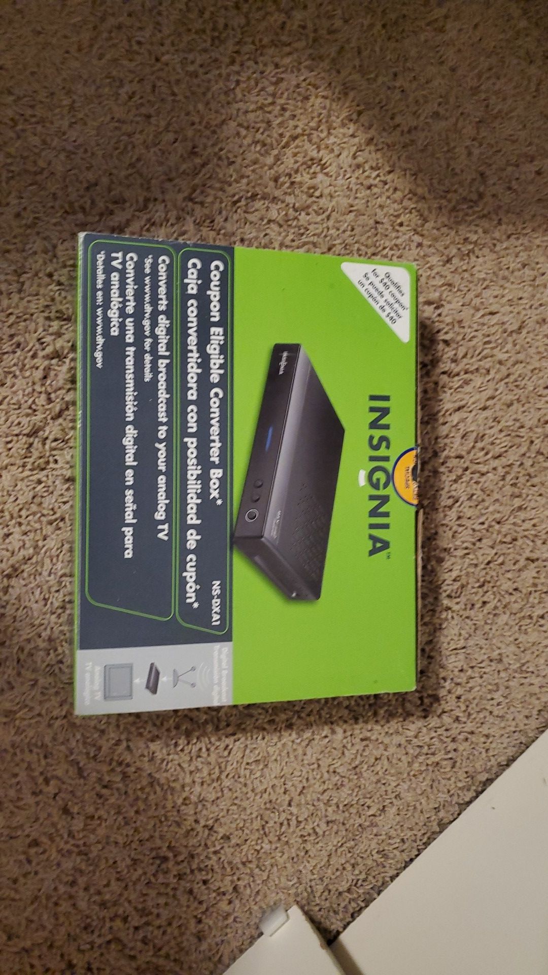 Insignia NS-DXA1 Digital to Analog TV Tuner Converter Box for Regular TV Sets