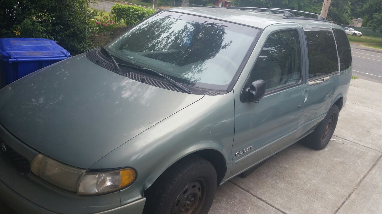 1995 Nissan Quest minivann