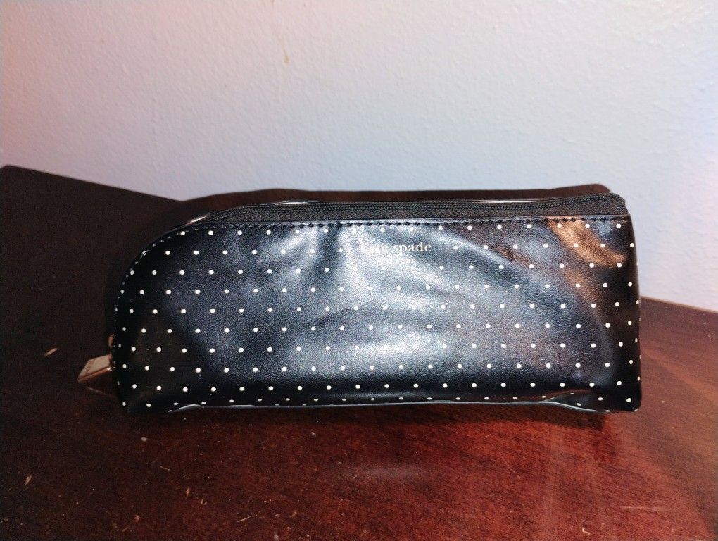  "Kate Spade" Polka Dot Pencil Case