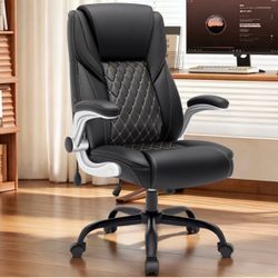 Black Executive Chair (NEW)