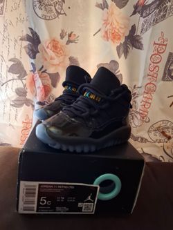 Baby shoes 4c and 5c