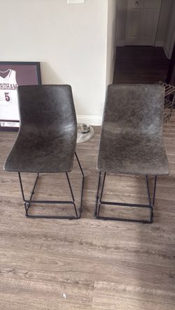 Island chairs