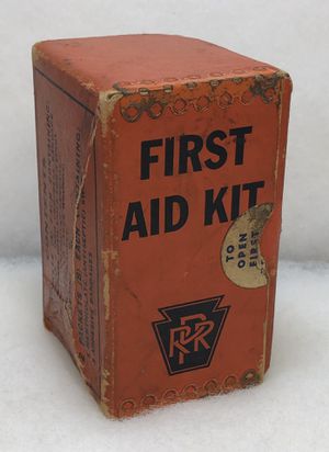 Photo PRR Pennsylvania Rail Road First Aid Kit