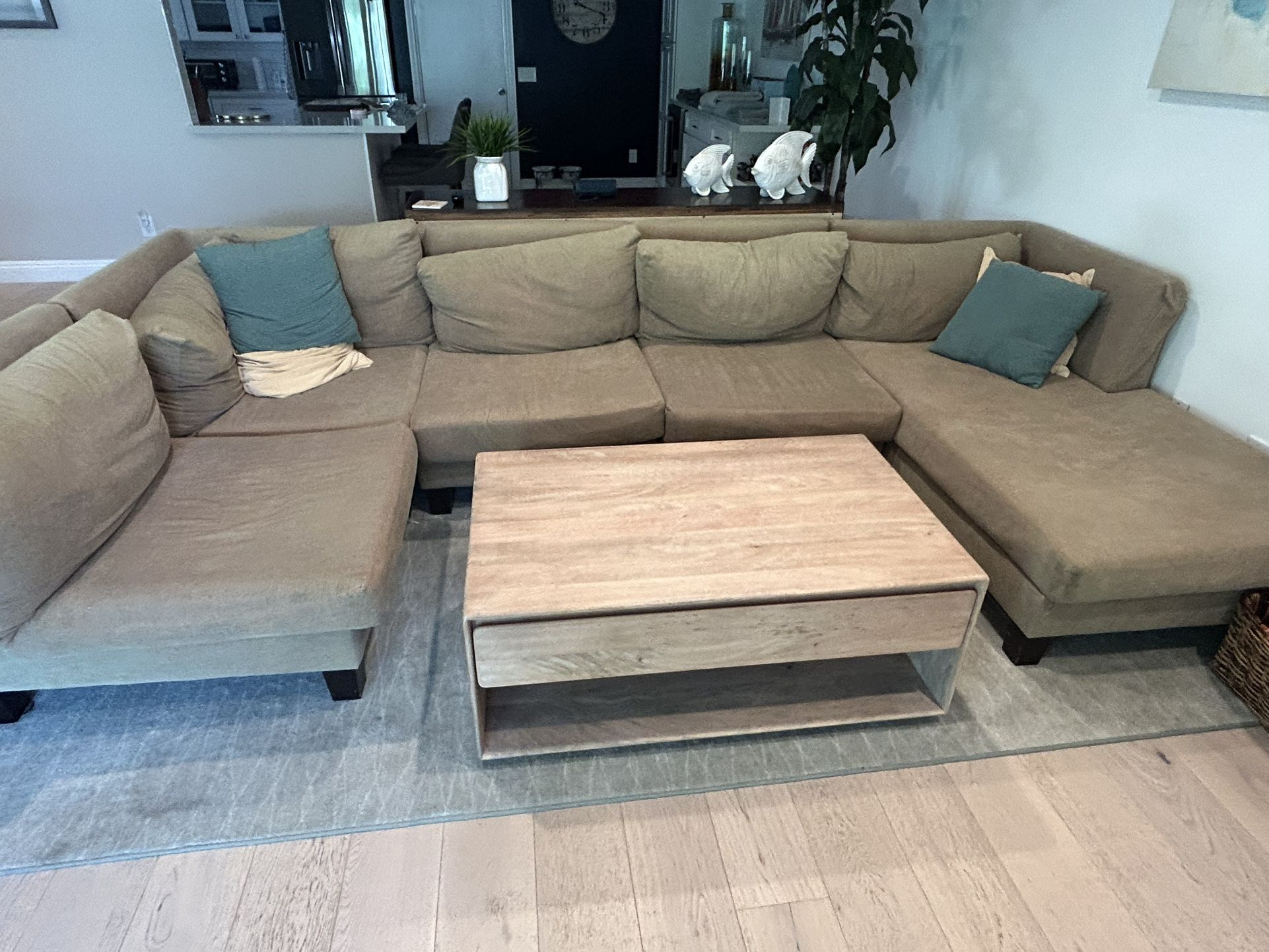 Sectional Couch!