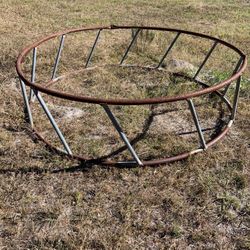 Round Cattle Bale Feeder