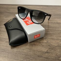 NEW original Ray Ban 