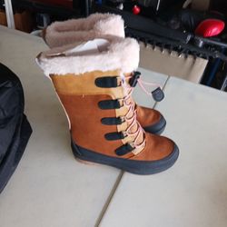 Women's Snow Boots Size 2 New
