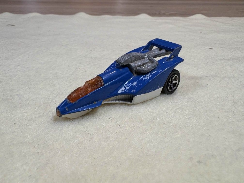 Hot Wheels XT-3