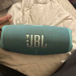 JBL Charge 5 (w/ charger)