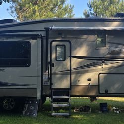 2012 Crossroads Cruiser 34ft - Project