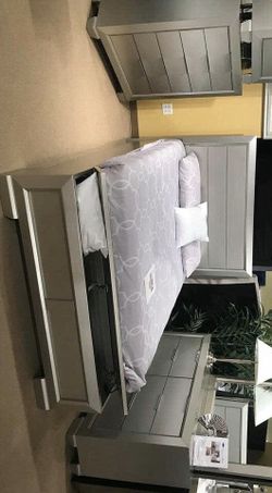 Paloma Queen Storage Bench Platform Bedroom Set -