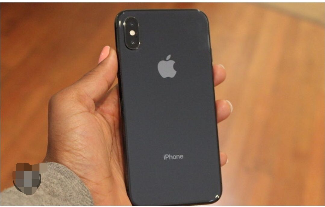 iPhone X Unlocked With Warranty