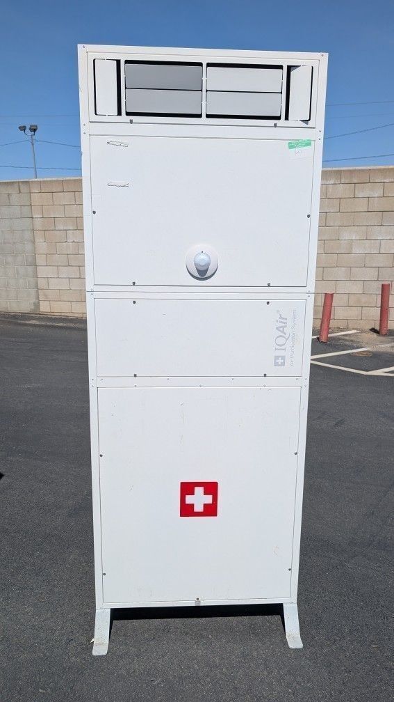 IQAir CleanZone SL Air Cleaner Filtration System Clean Air Filter Purifier Swiss Made Commercial Works Well IQ Air