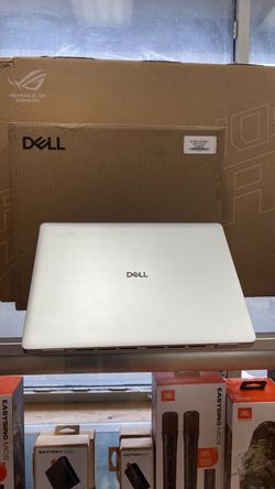 14”Dell ultra 5 16Ram 512SSD.