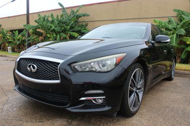 2017 INFINITI Q50