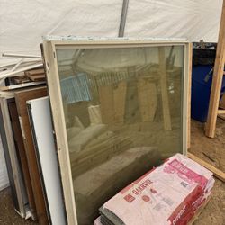 4 x 5 VINYL RESIDENTIAL WINDOW 