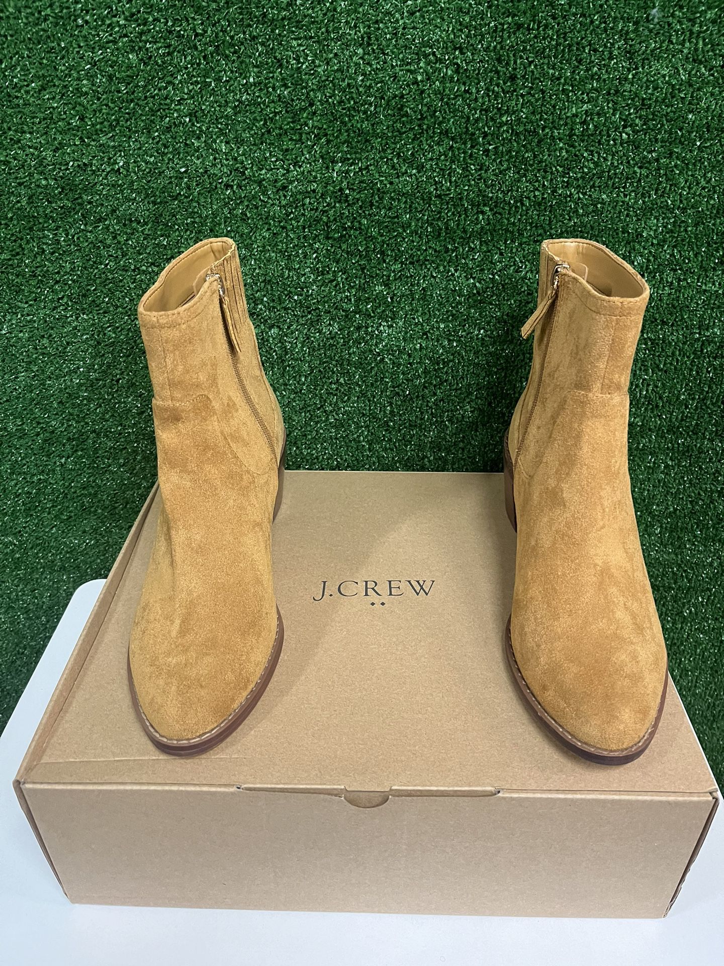 J Crew Brown Suede Boots Size 9 Brand New 