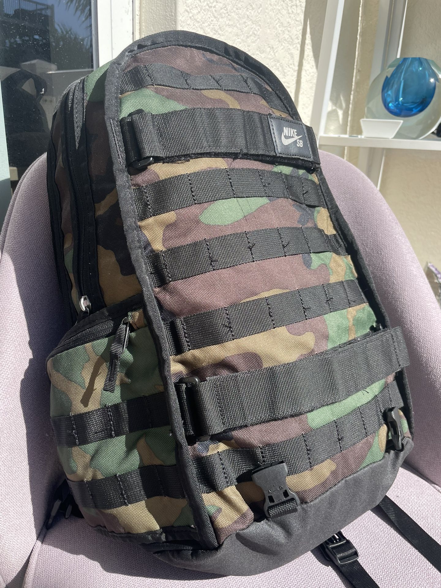 NIKE SB RPM CAMO BACKPACK CK5888 GREEN. 7"D x 13"W x 21"H. 23 Liters