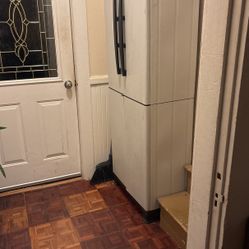 Rubbermaid Shelving  With Doors 