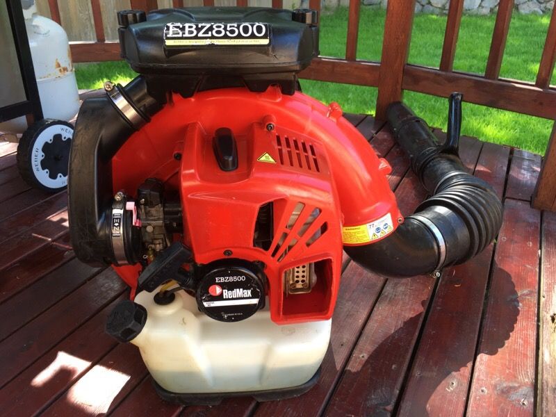 RedMax EBZ8500 professional backpack leaf blower for Sale in Everett