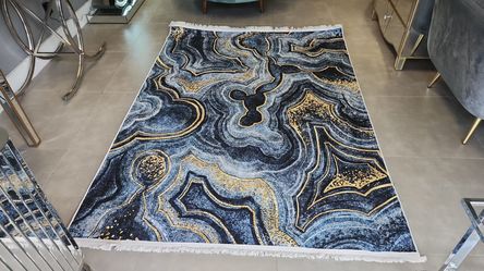 AREA RUG 6x9