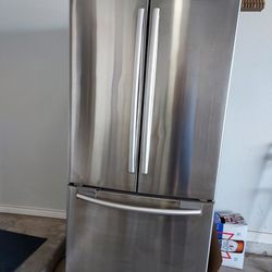  SAMSUNG Refrigerator 