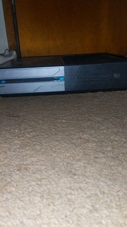 Xbox One 1TB Limited Edition Halo 5: Guardians Bundle