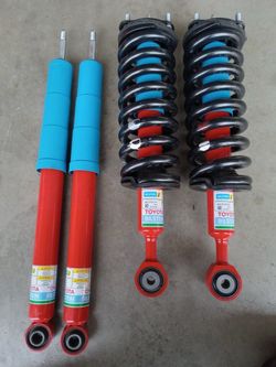 Toyota Tundra TRD Offroad 4x4 Struts and Rear Shocks