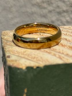 Size 10 Men’s Tungsten Carbide Ring