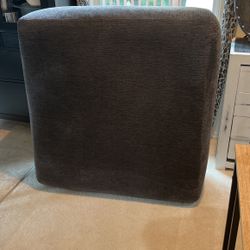 Ashley Ottoman
