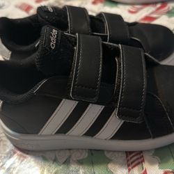 Adidas Kids Shoe Size 9