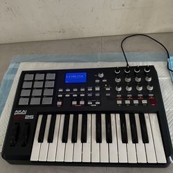AKAI MPK 25 MIDI KEYBOARD 🎹 LIKE NEW