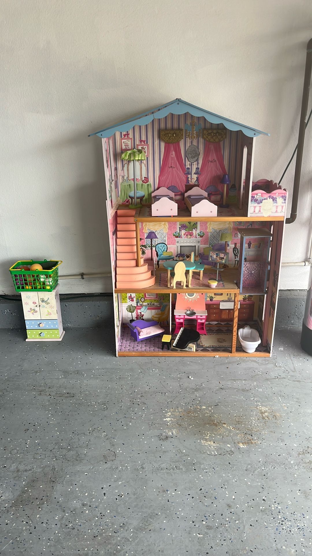 Doll House