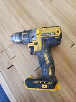 Dewalt 20v Max Xr DVD 790 Parts Only