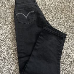 Black Mid Raise Skinny Levi’s Jeans Girls Size 24